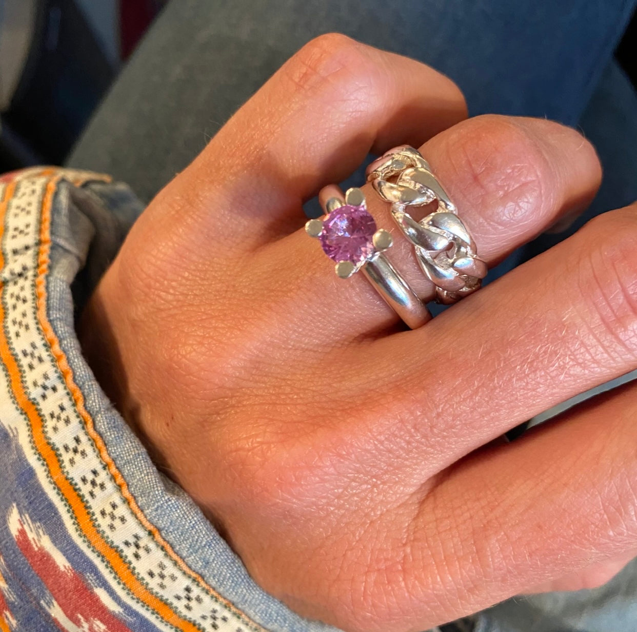 Ring LONDON