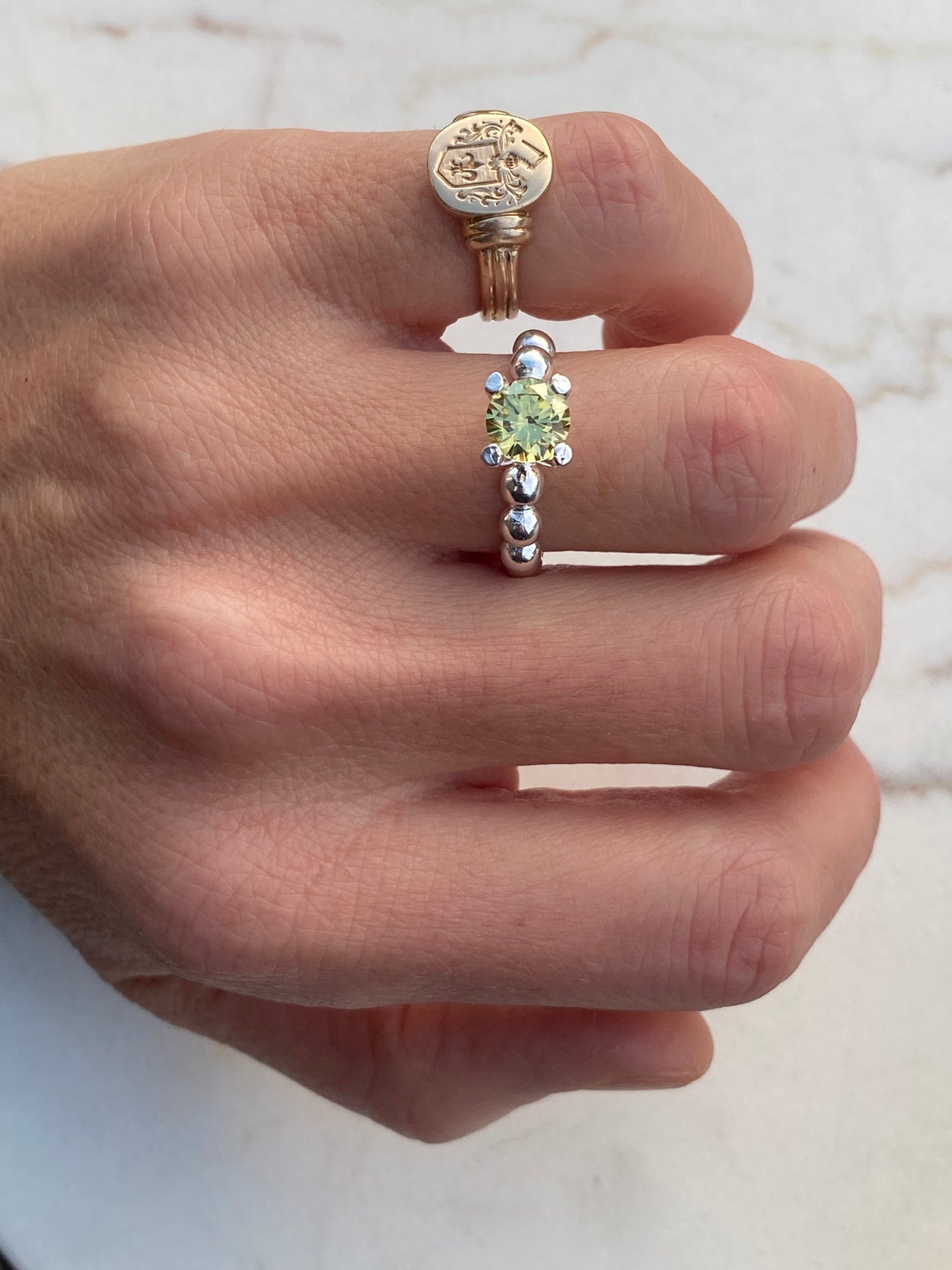 Poppy ring lime