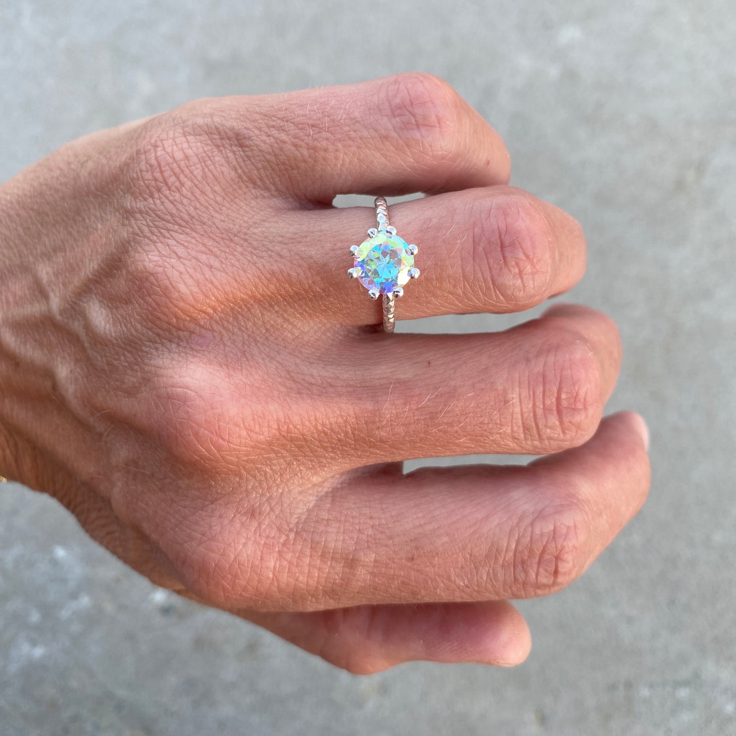 Harriet ring med mercury topaz