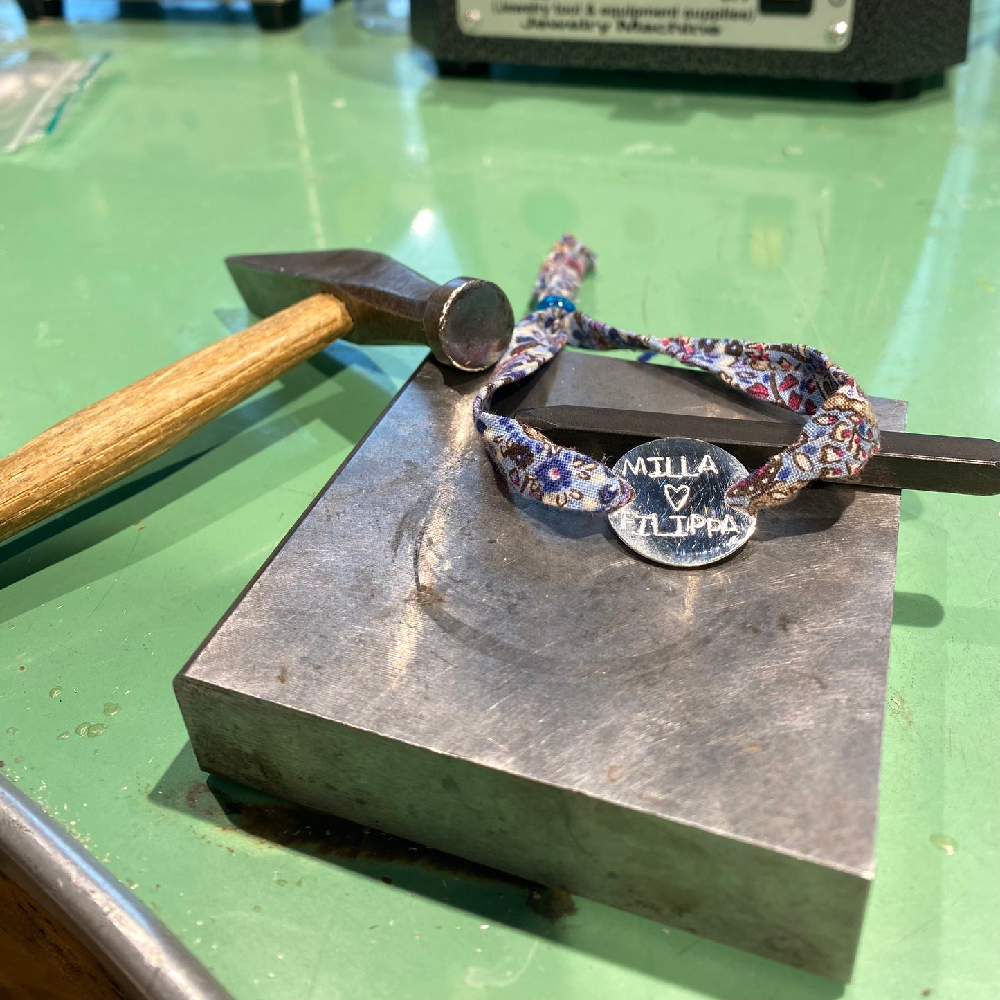 LOVE Lorange x Lively armbånd